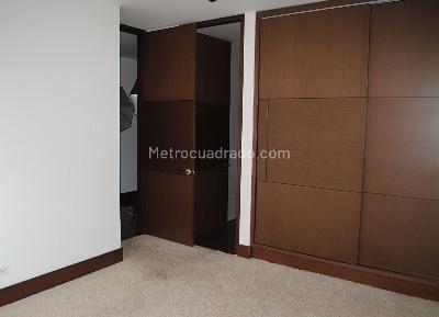 Apartamento de 4 alcobas en venta en Los Rosales Emaus, Bogotá, 270 m² · foto 12 de 20