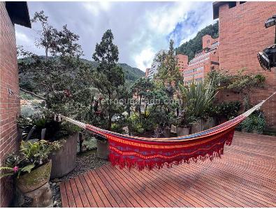 Apartamento de 3 alcobas en venta en Chico El Refugio, Bogotá, 365 m² · foto 14 de 20