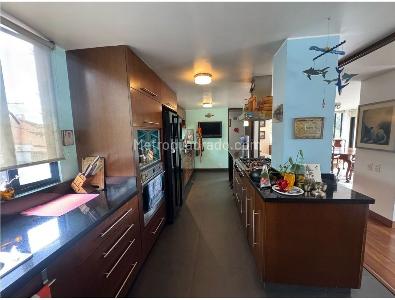 Apartamento de 3 alcobas en venta en Chico El Refugio, Bogotá, 365 m² · foto 9 de 20