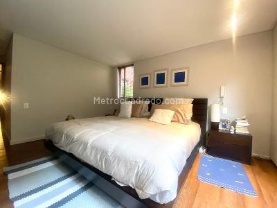 Apartamento en venta en Los Rosales, Bogotá · foto 19 de 20