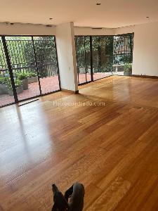 Apartamento de 3 alcobas en venta en Rosales Bellavista, Bogotá, 218 m² · foto 17 de 20