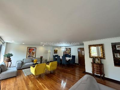 Apartamento de 4 alcobas en venta en Los Rosales Emaus, Bogotá, 300 m² · foto 5 de 20