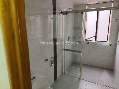 Apartamento de 4 alcobas en venta en El Nogal, Bogotá, 268 m² · foto 12 de 20