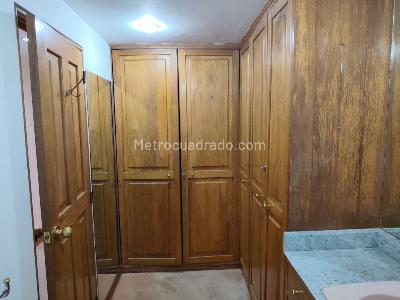 Apartamento de 4 alcobas en venta en El Nogal, Bogotá, 268 m² · foto 15 de 20