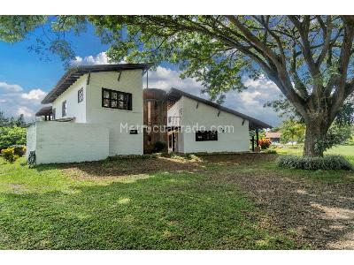 Casa de 4 alcobas en venta en Norte, Cali, 410 m² · foto 17 de 20