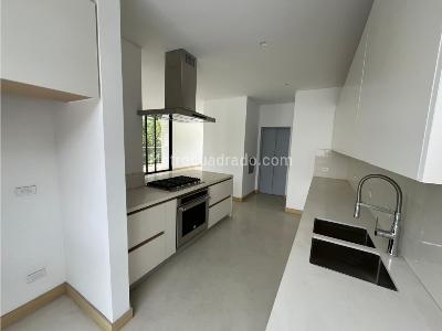 Apartamento de 3 alcobas en venta en Sur, Cali, 257 m² · foto 3 de 20