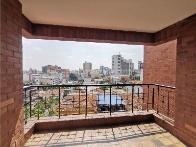 Apartamento de 3 alcobas en venta en Norte, Cali, 170 m² · foto 4 de 14