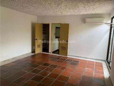 Casa de 3 alcobas en venta en Norte, Cali, 312 m² · foto 5 de 8