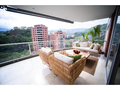 Apartamento de 3 alcobas en venta en Oeste El Aguacatal, Cali, 257 m² · foto 2 de 20
