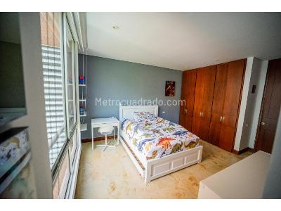 Apartamento de 3 alcobas en venta en Oeste El Aguacatal, Cali, 257 m² · foto 16 de 20