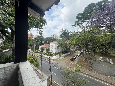 Casa de 5 alcobas en venta en Oeste, Cali, 430 m² · foto 2 de 19