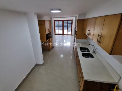 Casa de 4 alcobas en venta en La Flora, Cali, 330 m² · foto 8 de 20