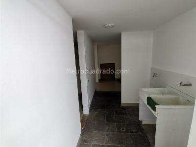 Casa de 4 alcobas en venta en La Flora, Cali, 330 m² · foto 10 de 20