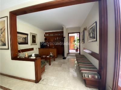 Casa de 4 alcobas en venta en Oeste, Cali, 515 m² · foto 9 de 20