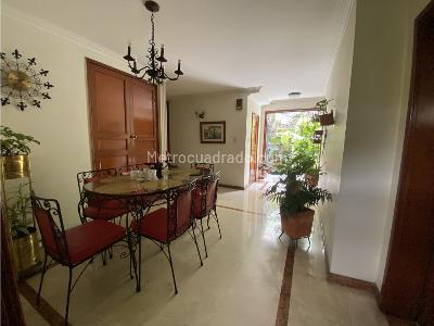 Casa de 4 alcobas en venta en Oeste, Cali, 515 m² · foto 10 de 20