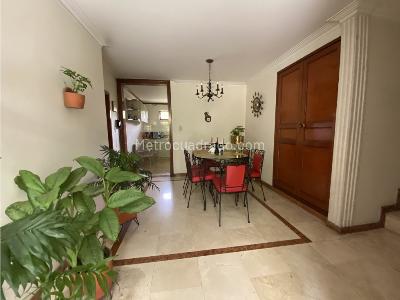 Casa de 4 alcobas en venta en Oeste, Cali, 515 m² · foto 12 de 20