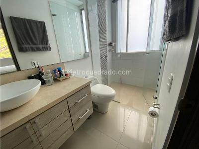 Apartamento de 3 alcobas en venta en Norte Chipichape, Cali, 122 m² · foto 12 de 18