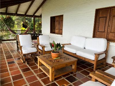 Casa de 5 alcobas en venta en Norte Cali Dapa, Cali, 350 m² · foto 4 de 20