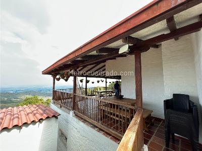 Casa de 5 alcobas en venta en Norte Cali Dapa, Cali, 350 m² · foto 7 de 20