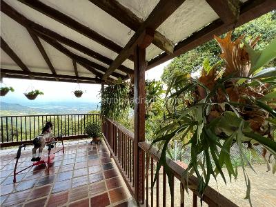 Casa de 5 alcobas en venta en Norte Cali Dapa, Cali, 350 m² · foto 9 de 20