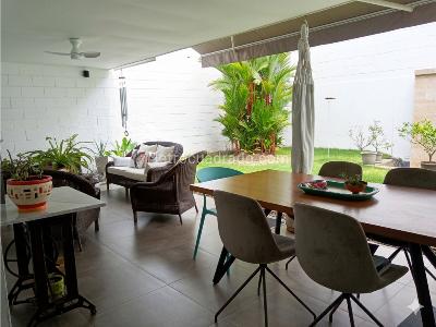 Casa de 3 alcobas en venta en Oeste, Cali, 370 m² · foto 3 de 24