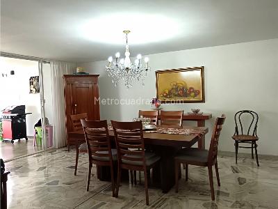Casa de 3 alcobas en venta en Oeste, Cali, 370 m² · foto 22 de 24