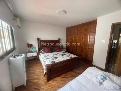Casa de 5 alcobas en venta en Oeste, Cali, 215 m² · foto 11 de 19