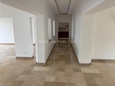 Apartamento de 3 alcobas en venta en Norte, Cali, 293 m² · foto 11 de 20