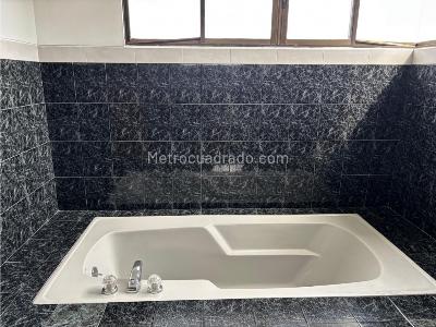 Apartamento de 3 alcobas en venta en Norte, Cali, 293 m² · foto 16 de 20