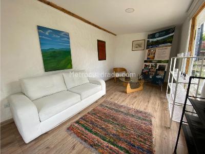 Casa de 5 alcobas en venta en Oeste Vereda Las Palmas, Cali, 250 m² · foto 9 de 10