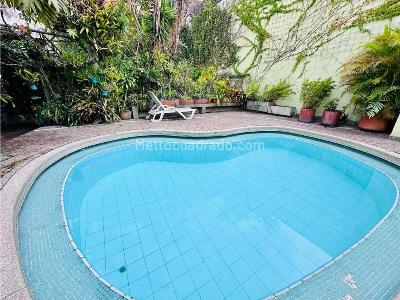Casa de 4 alcobas en venta en Oeste, Cali, 385 m² · foto 2 de 13
