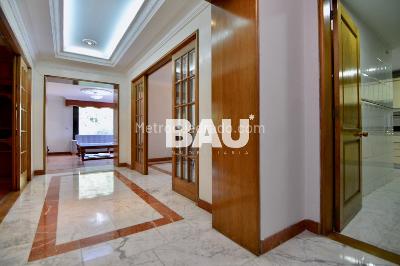 Apartamento de 3 alcobas en venta en Chico Reservado, Bogotá, 206 m² · foto 2 de 20