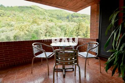 Apartamento de 3 alcobas en venta en Chico Reservado, Bogotá, 206 m² · foto 11 de 20