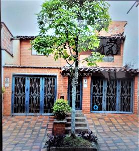 Casas en Venta en Santa Monica, Medellín - Vivienda Nueva y Usada