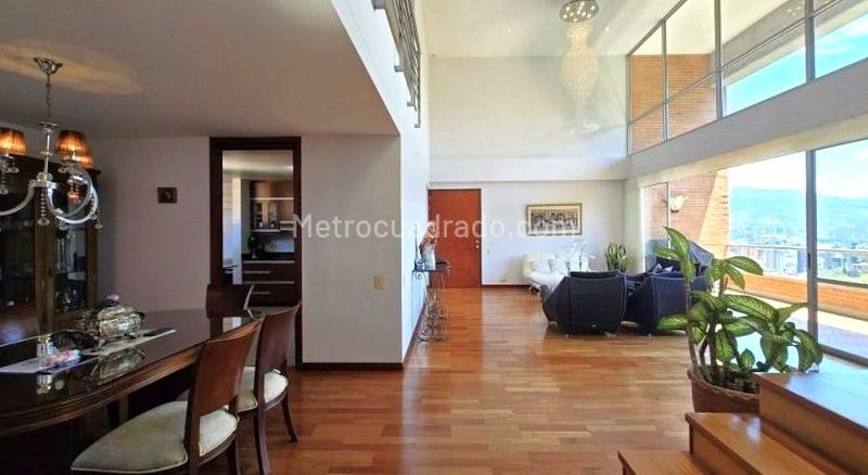Piso – Envigado, Valle de Aburrá - Vista 2