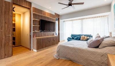 Casa de 5 alcobas en venta en Poblado Los Balsos, Medellín, 1218 m² · foto 19 de 20