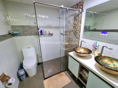 Apartamento en venta en Laureles, Medellín · foto 12 de 20