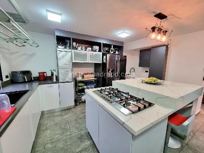 Apartamento en venta en Laureles, Medellín · foto 4 de 20