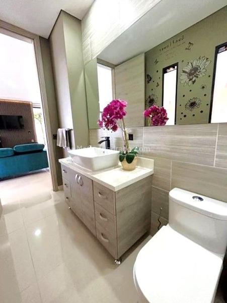 Casa en Venta, EL POBLADO LAS PALMAS, Medellín - Więcej