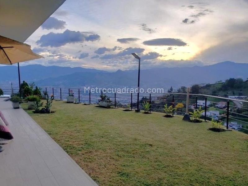 Casa en Venta, EL POBLADO LAS PALMAS, Medellín - Widok 3