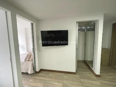 Apartamento de 2 alcobas en venta en Laureles, Medellín, 47 m² · foto 11 de 20
