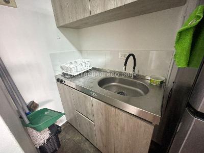 Apartamento de 4 alcobas en venta en Laureles, Medellín, 215 m² · foto 17 de 20
