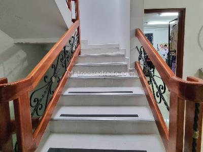 Casa de 5 alcobas en venta en Laureles, Medellín, 750 m² · foto 13 de 20