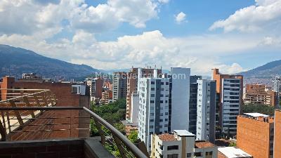 Apartamento de 3 alcobas en venta en Laureles, Medellín, 212 m² · foto 3 de 20