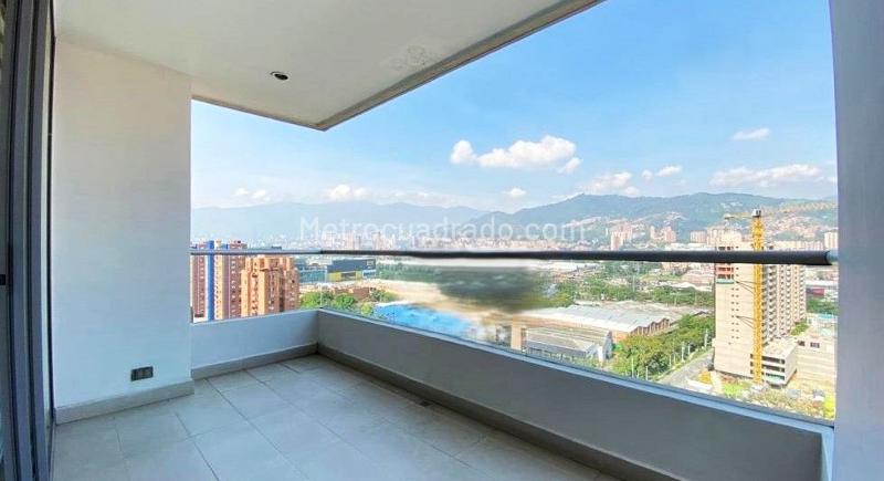 Piso – Envigado, La Magnolia, Valle de Aburrá - Vista 2