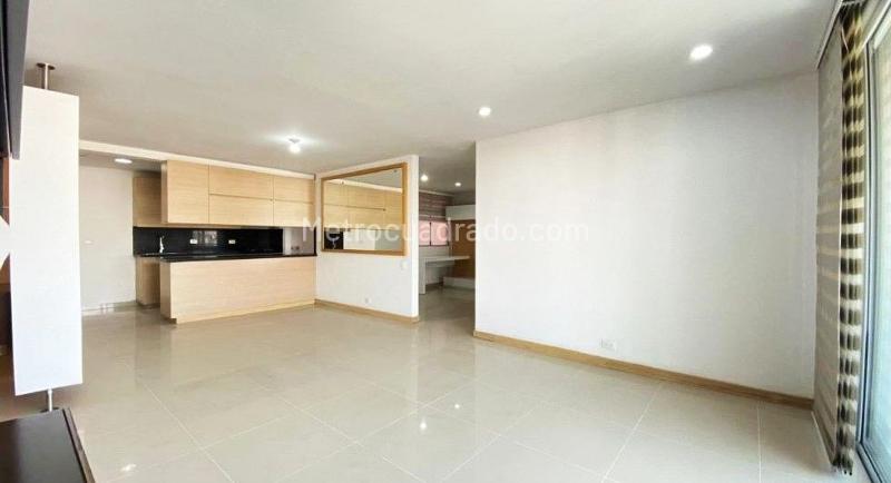 Piso – Envigado, La Magnolia, Valle de Aburrá - Más
