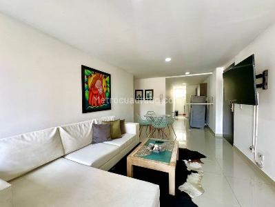 Apartamento de 3 alcobas en venta en Laureles, Medellín, 104 m² · foto 2 de 20