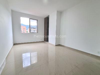 Apartamento en venta en Laureles La Castellana, Medellín · foto 16 de 20