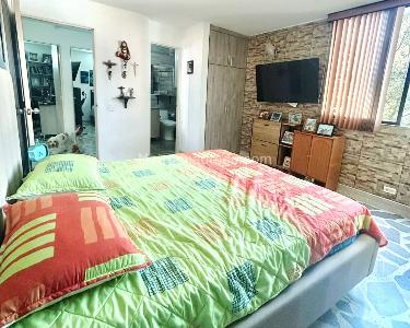 Apartamento de 3 alcobas en venta en Laureles La Castellana, Medellín, 98 m² · foto 14 de 20