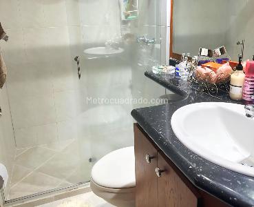 Apartamento de 4 alcobas en venta en Laureles, Medellín, 113 m² · foto 8 de 20
